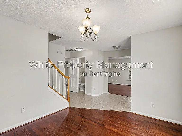 1716 Starling Ct — Photo 3