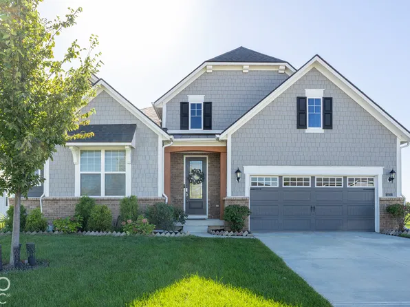 14723 Legacy Oaks Dr, Carmel, IN 46032