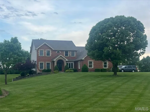 118 Kersting Farms Dr, O'Fallon, MO 63366