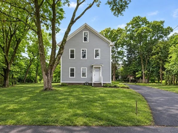 208 High St, North Attleboro, MA 02760