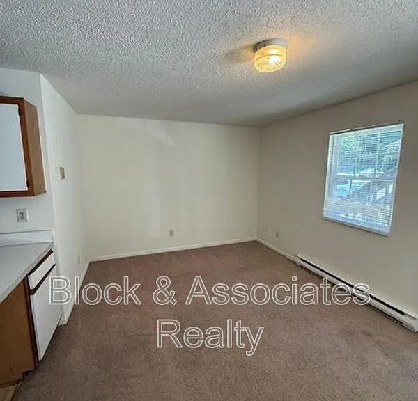 118 Reece Ct #B — Photo 2