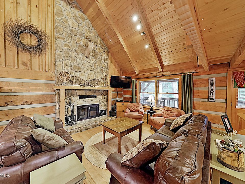 4359 Lakeshore Ave, Sevierville, TN 37876 Zillow