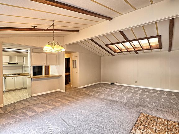 5th image of 212 Leisure Dr #212