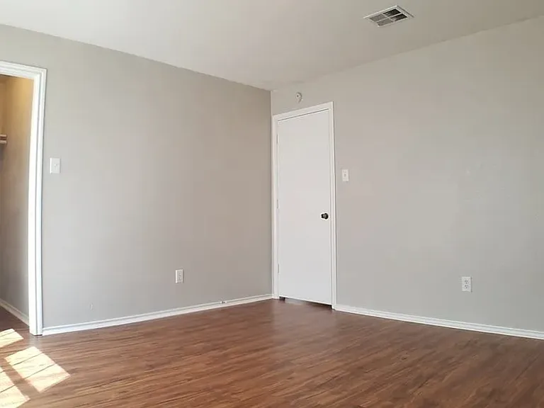 6713 Panda Royle Dr — Photo 11