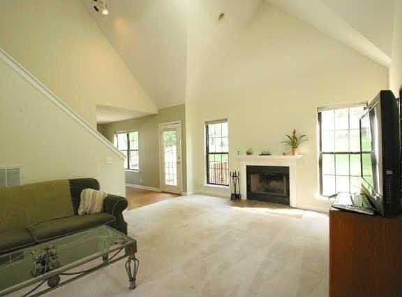 4th image of 205 Watercress Ct
