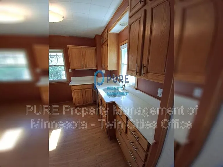 1236 James Ave — Photo 6