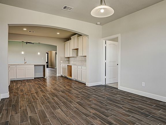 Cozy kitchen and dining area