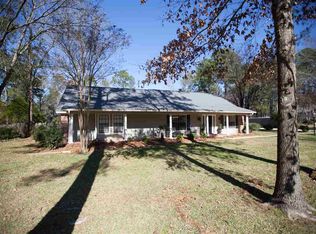 77 Redbud Ln, Madison, MS 39110