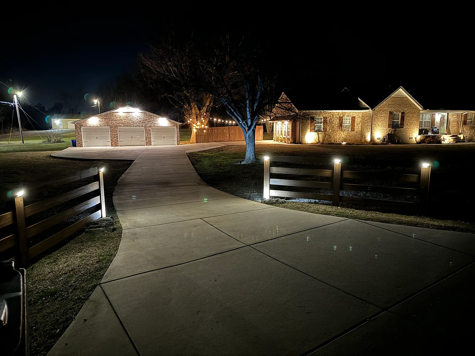 3 bed, 2150 sqft, $1,000 — Photo 1