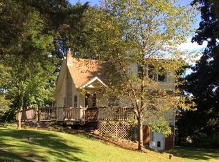 6 Oak Tree Dr, Newton, NJ 07860