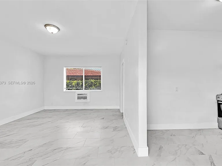 1839 Funston St #6 — Photo 2