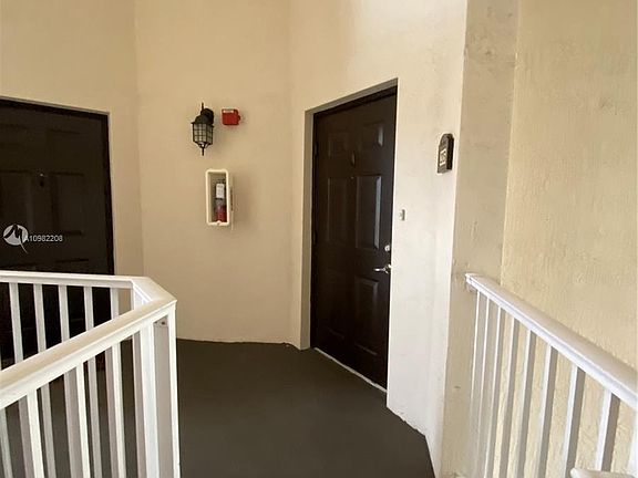 2nd image of 11501 NW 89th St APT 215