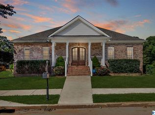 156 Legacy Trace Dr, Huntsville, AL 35806