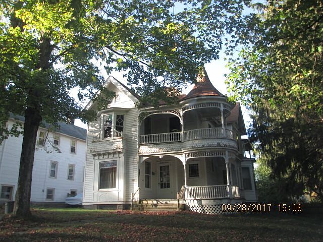 1st image of 27 Saint Pauls Pl