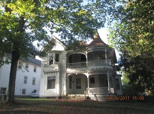 27 Saint Pauls Pl, Liberty, NY 12754