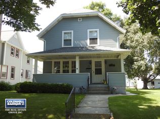 852 N 13th St, Manitowoc, WI 54220