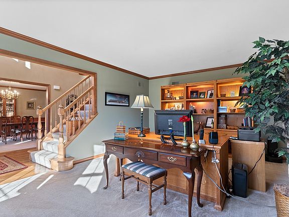 5th image of 1641 Flagstone Dr