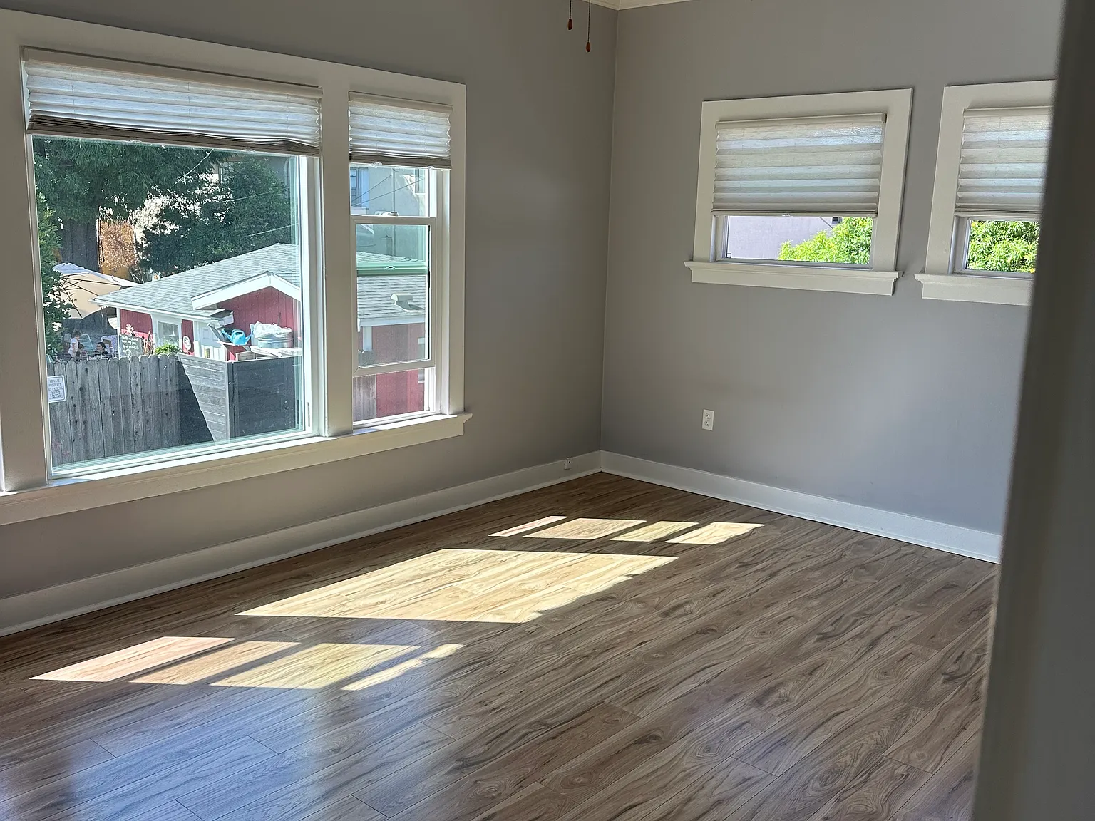 Studio, 300 sqft, $1,900 — Photo 2
