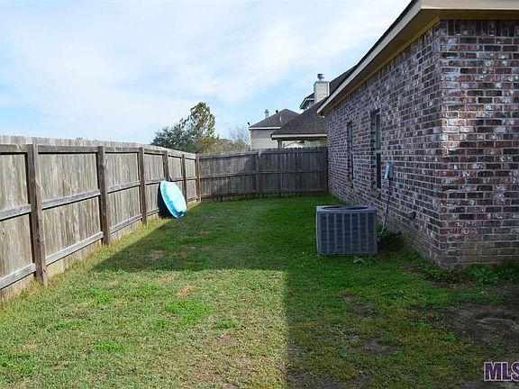 5th image of 39012 Bayou View Ave