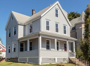 12 Dean St, Everett, MA 02149