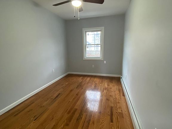5th image of 10446 125th St