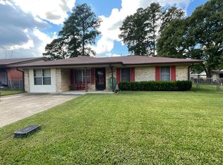 103 Davis St, New Llano, LA 71461