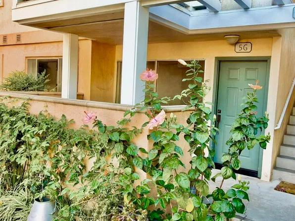 3663 San Remo Dr APT 5G, Santa Barbara, CA 93105