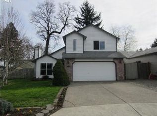 2032 SE Arlington Loop, Hillsboro, OR 97123