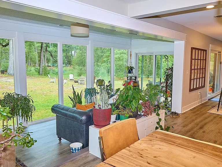 305 Ship Point Rd — Photo 15