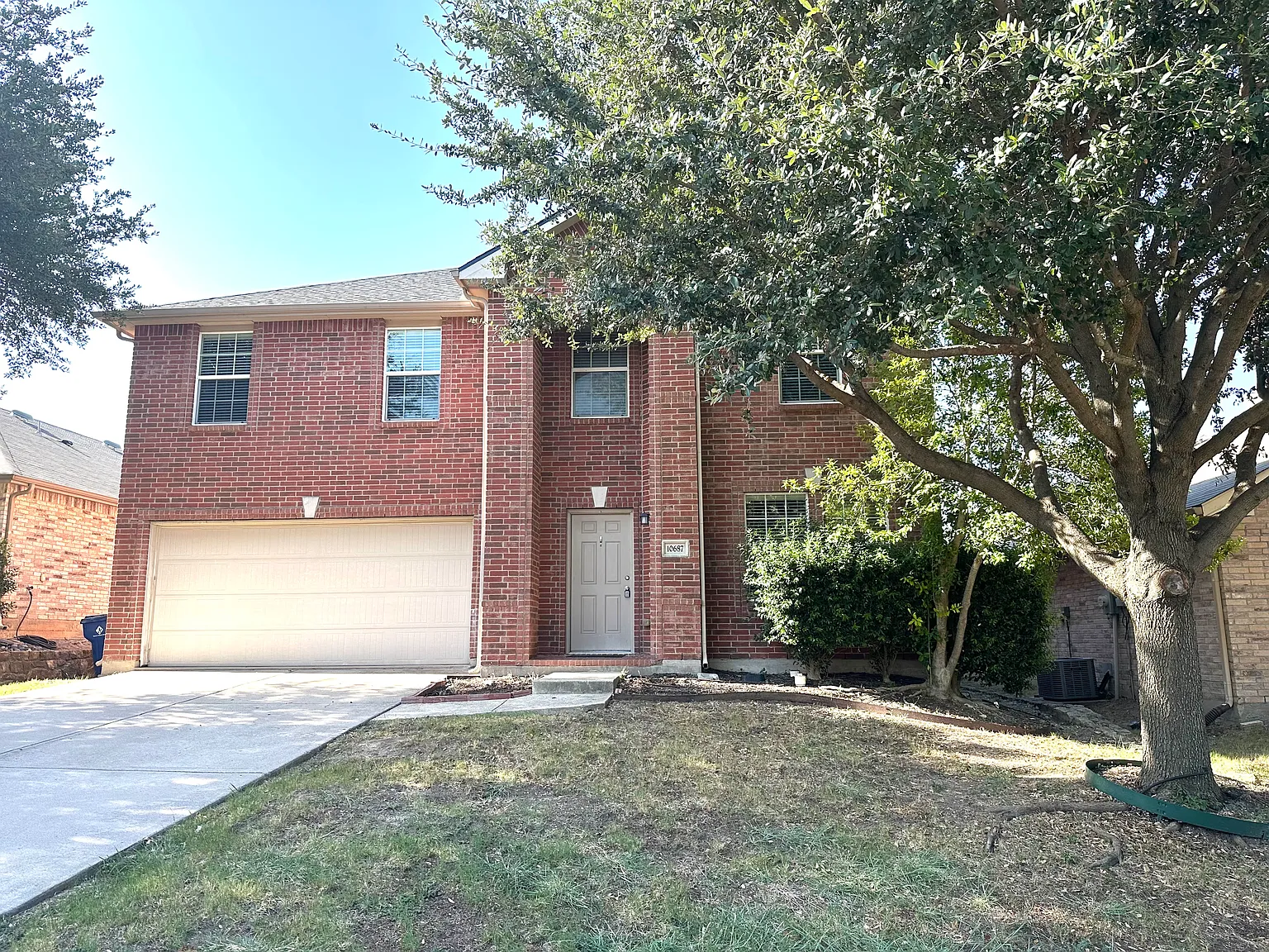 4 bed, 2.5 bath, 2906 sqft, $2,545 — Photo 1