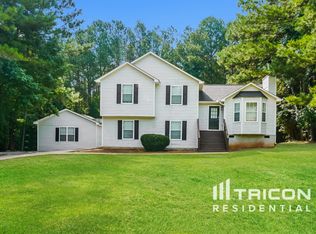 804 Pointe Trl, Locust Grove, GA 30248