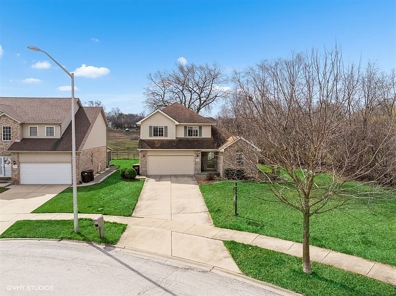 1st image of 5359 Christopher Dr