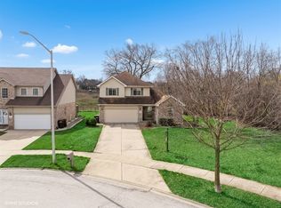 5359 Christopher Dr, Oak Forest, IL