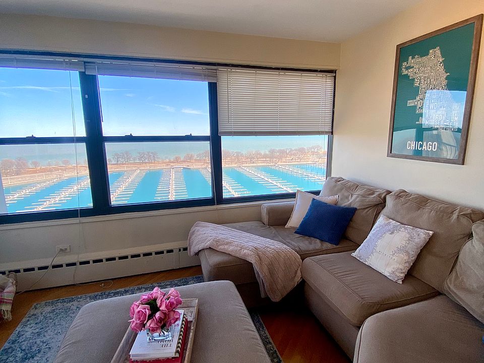 1st image of 3410 N Lake Shore Dr APT 17D