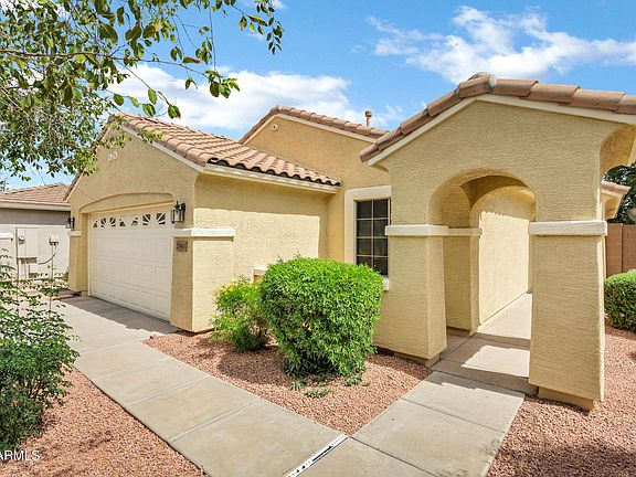 4th image of 2943 E MEAD Drive