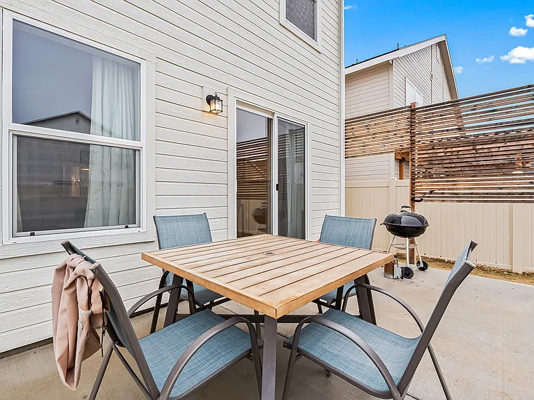3882 E Berwick Dr — Photo 46