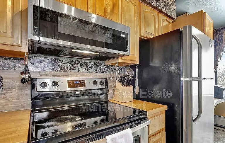 3061 Lois Dr #604 — Photo 11