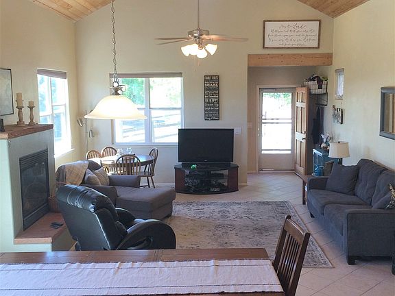 2nd image of 7028 Camino Rojo