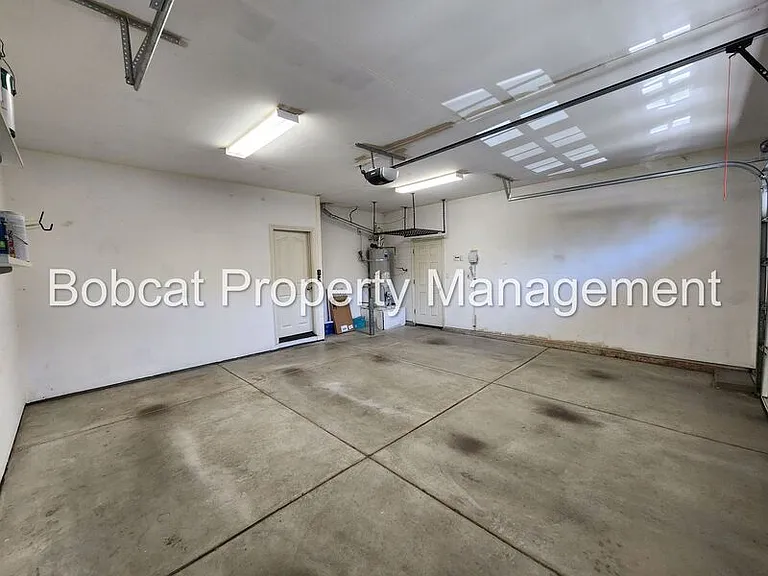 1240 Flintwood Dr — Photo 27