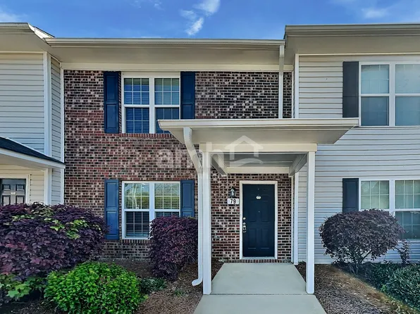 79 Wolf Creek Ln, Lillington, NC 27546