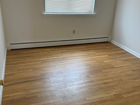 2nd image of 6065 William Penn Hwy #6131