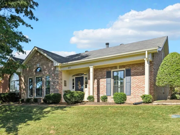 8830 Sawyer Brown Rd, Nashville, TN 37221