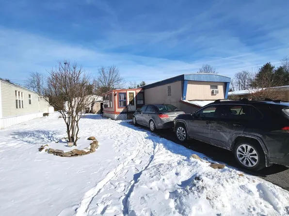 62 Amanda Blvd, New Bloomfield, PA 17068