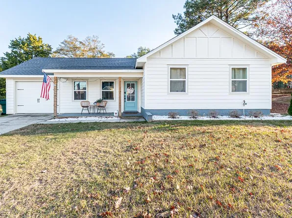 176 Fox Brier Dr, Ozark, AL 36360