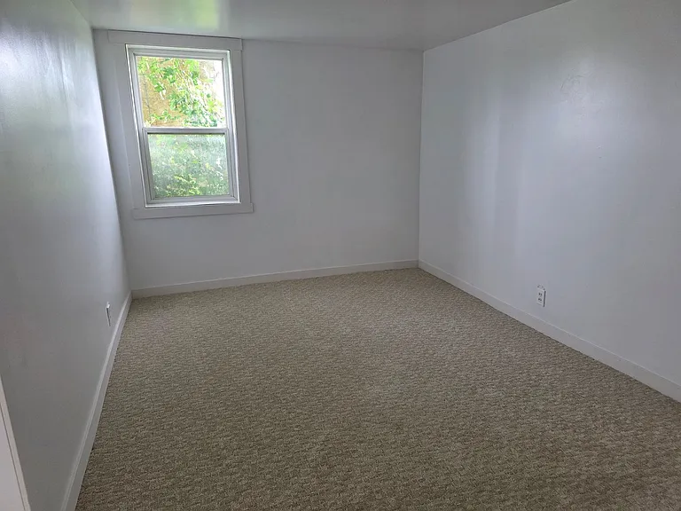 5610 W US Highway 20 — Photo 11