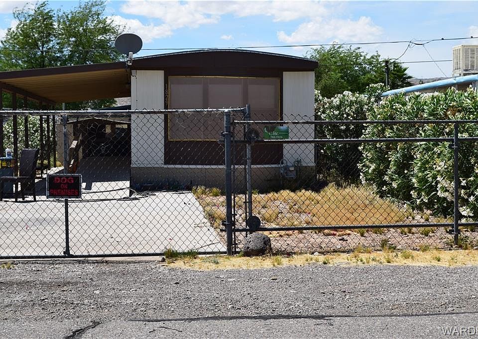 1st image of 1829 Hualapai Dr
