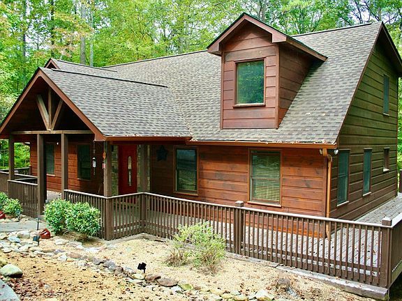 2nd image of 12 Mango Cir