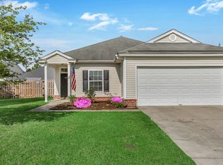 104 Archwood Dr, Savannah, GA 31407