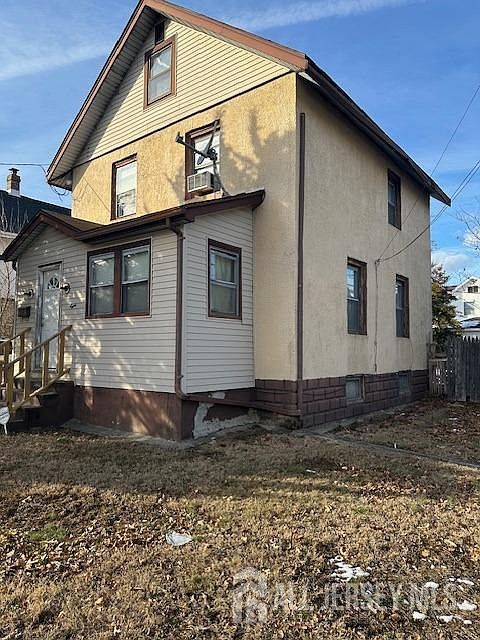 2nd image of 8 Germantown Ave #1