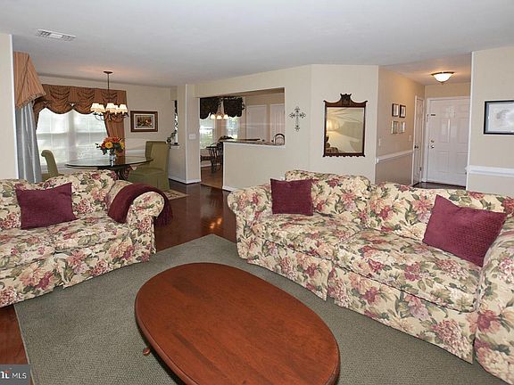 4th image of 5628 Willoughby Newton Dr Unit 17